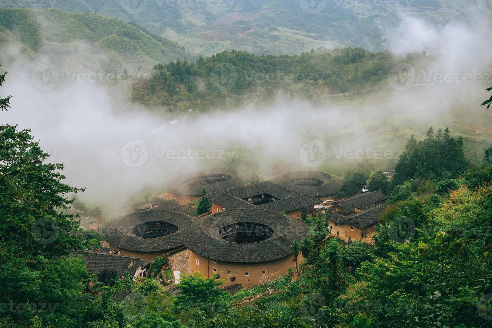 Tianluokeng-Tulou-Cluster3 (2)